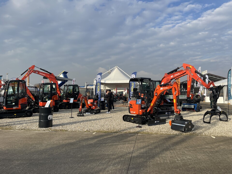 I mezzi MMT della Franco Clò alla 1364^ Fiera Internazionale dell’Agricoltura Santa Lucia di Piave - Franco Clò Macchine Movimento Terra