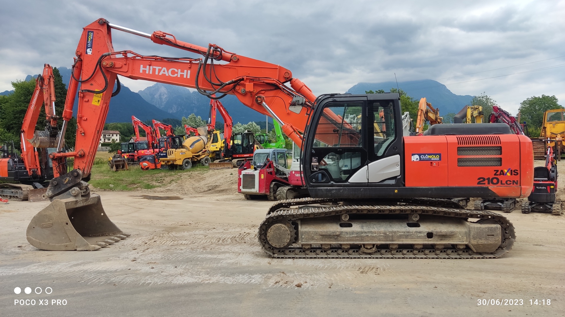 Escavatore cingolato HITACHI ZX210LCN-5 T - Franco Clò Macchine Movimento Terra