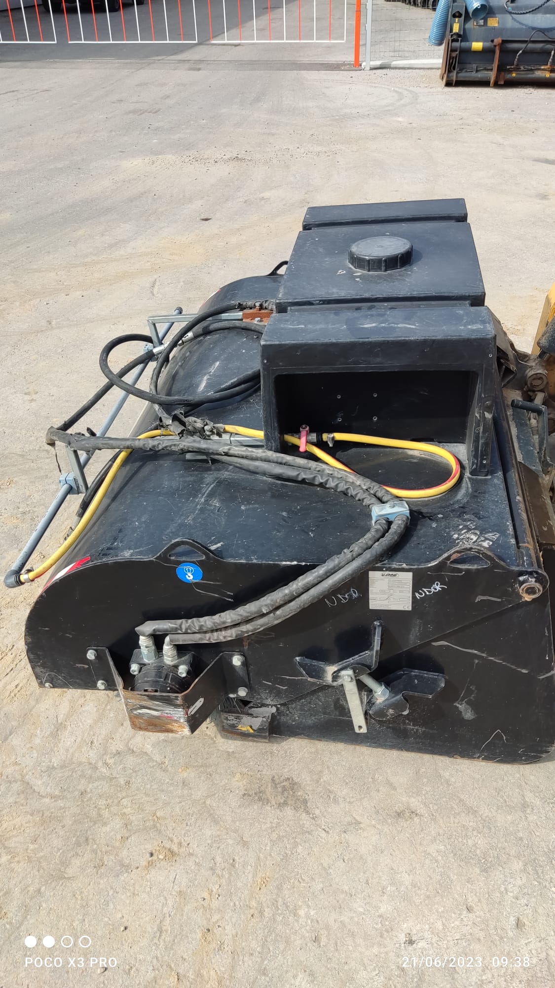 Benna spazzolatrice Manta 1550  STD - Franco Clò Macchine Movimento Terra