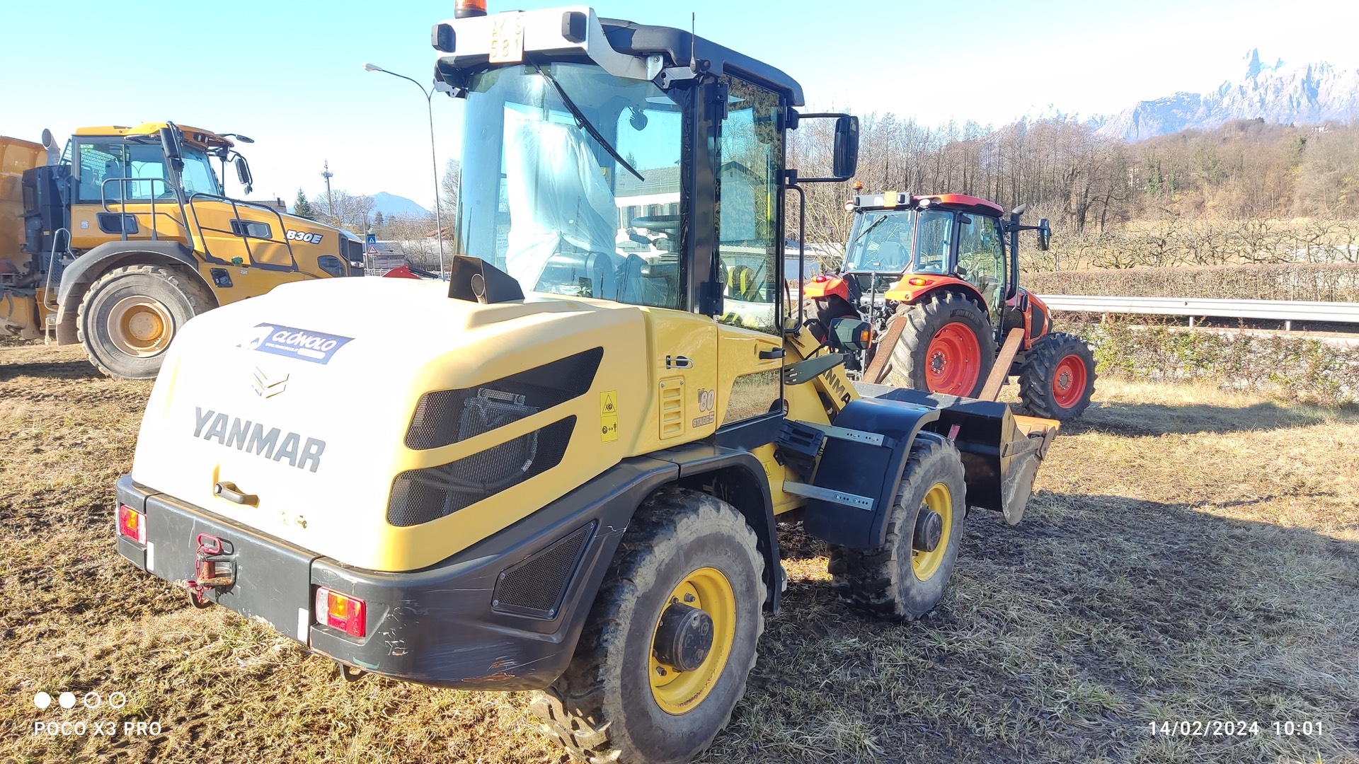 Pala gommata media YANMAR V80 P - Franco Clò Macchine Movimento Terra