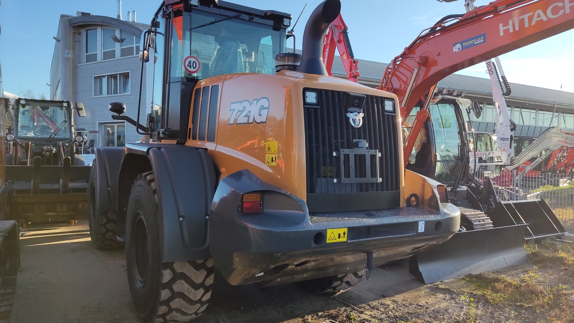 Pala gommata grande CASE 721 GII - Franco Clò Macchine Movimento Terra