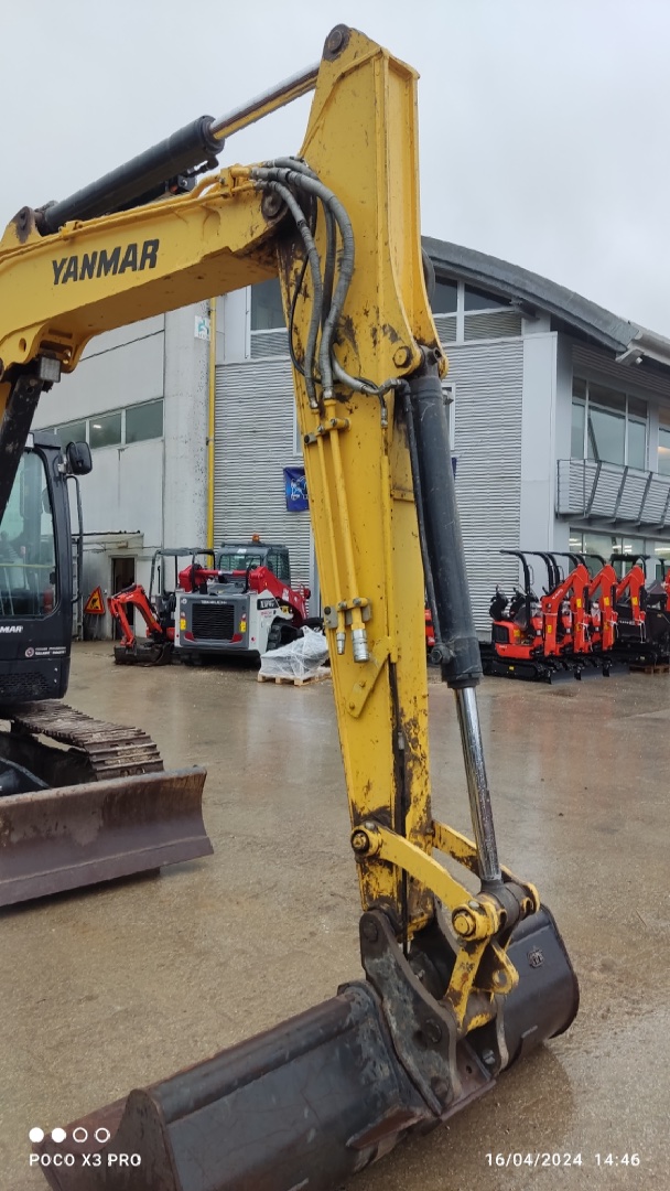 Midi escavatore YANMAR SV 100–2 - Franco Clò Macchine Movimento Terra