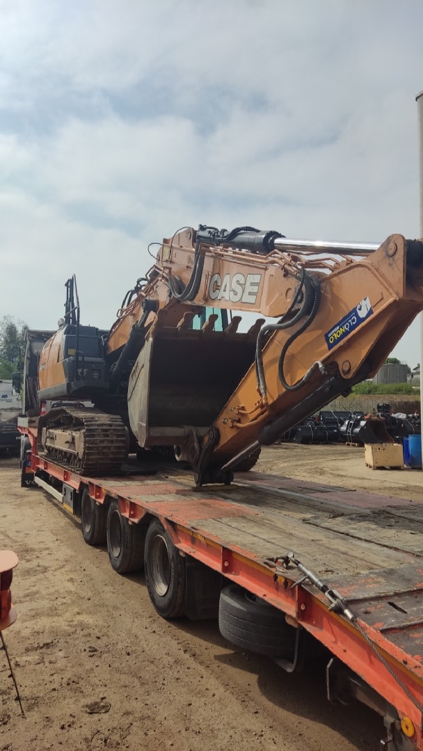 Escavatore cingolato CASE CX210D T - Franco Clò Macchine Movimento Terra