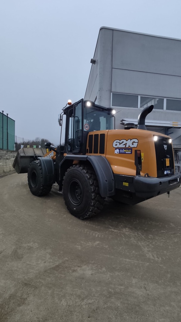 Pala gommata grande CASE 621 G - Franco Clò Macchine Movimento Terra