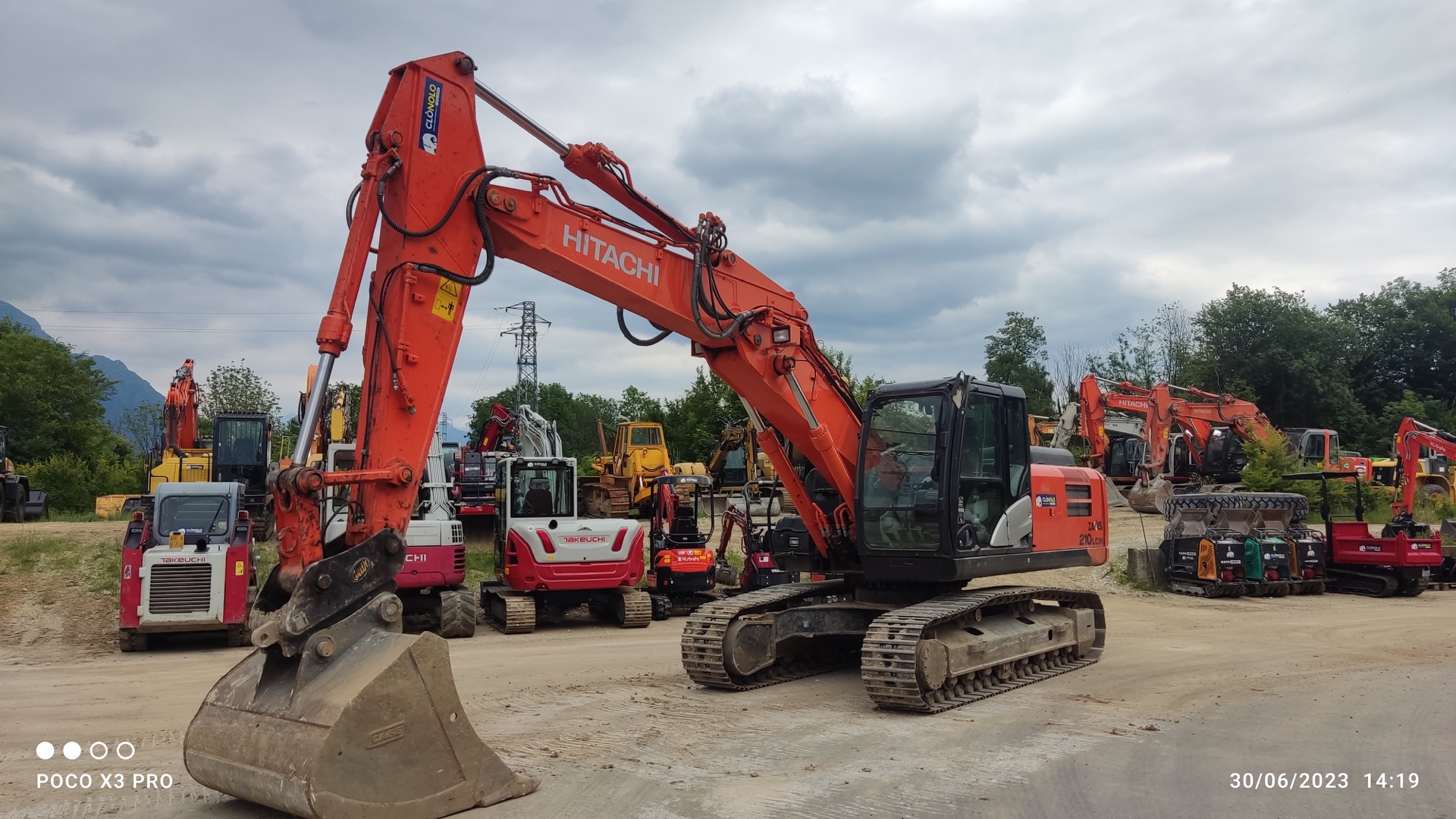 Escavatore cingolato HITACHI ZX210LCN-5 T - Franco Clò Macchine Movimento Terra