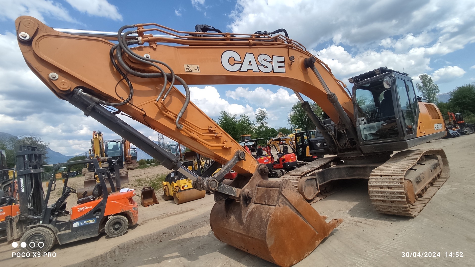 Escavatore cingolato CASE CX350D - Franco Clò Macchine Movimento Terra