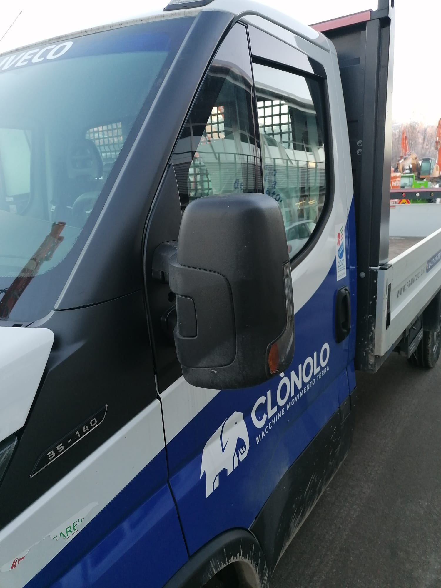Autocarro IVECO NUOVO DAILY - Franco Clò Macchine Movimento Terra