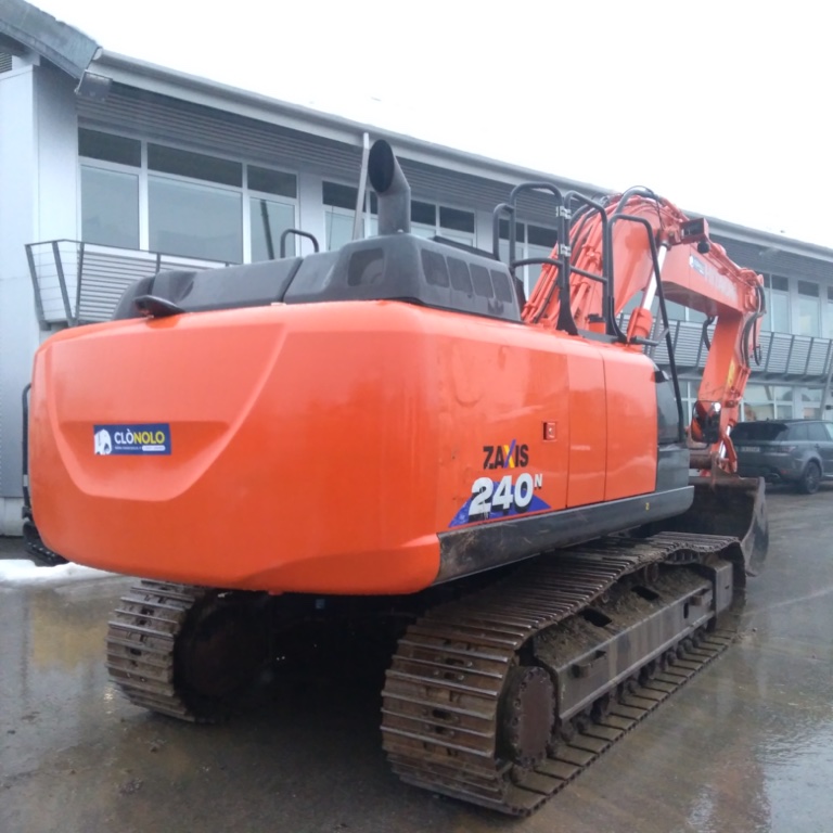 Escavatore cingolato HITACHI ZX240N-6 M - Franco Clò Macchine Movimento Terra