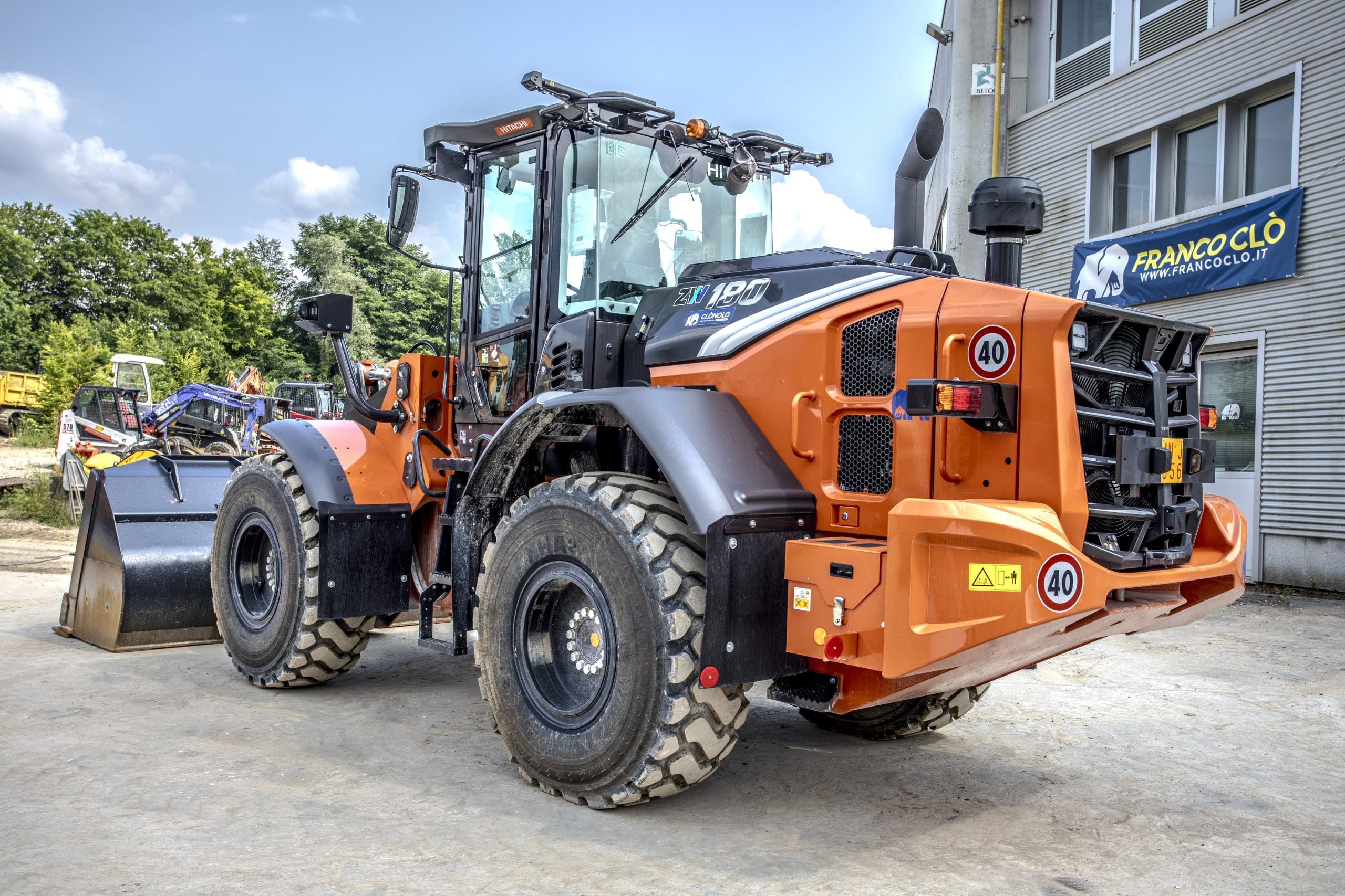 Pala gommata grande HITACHI ZW180-7 TPD - Franco Clò Macchine Movimento Terra