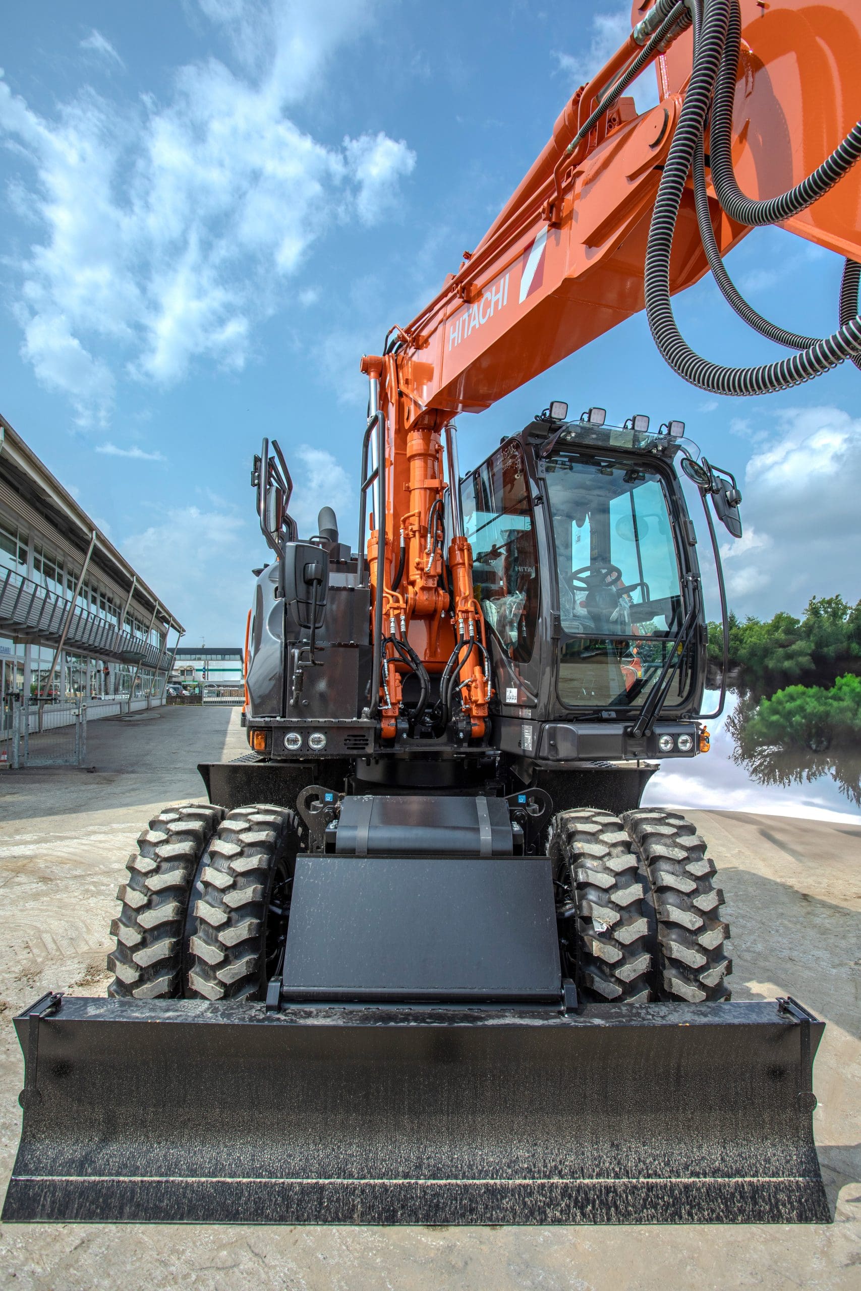 Hitachi ZX155W-7: agile, potente e smart - Franco Clò Macchine Movimento Terra