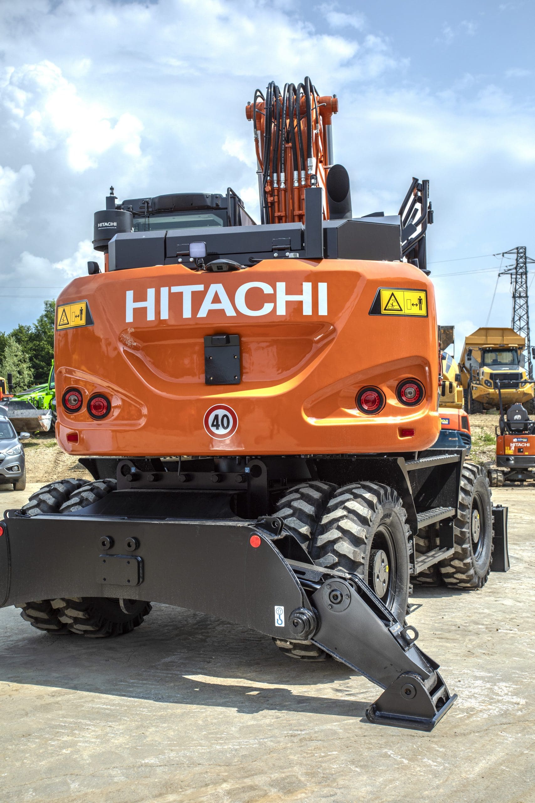 Escavatore gommato Hitachi ZX155W-7 - Franco Clò Macchine Movimento Terra