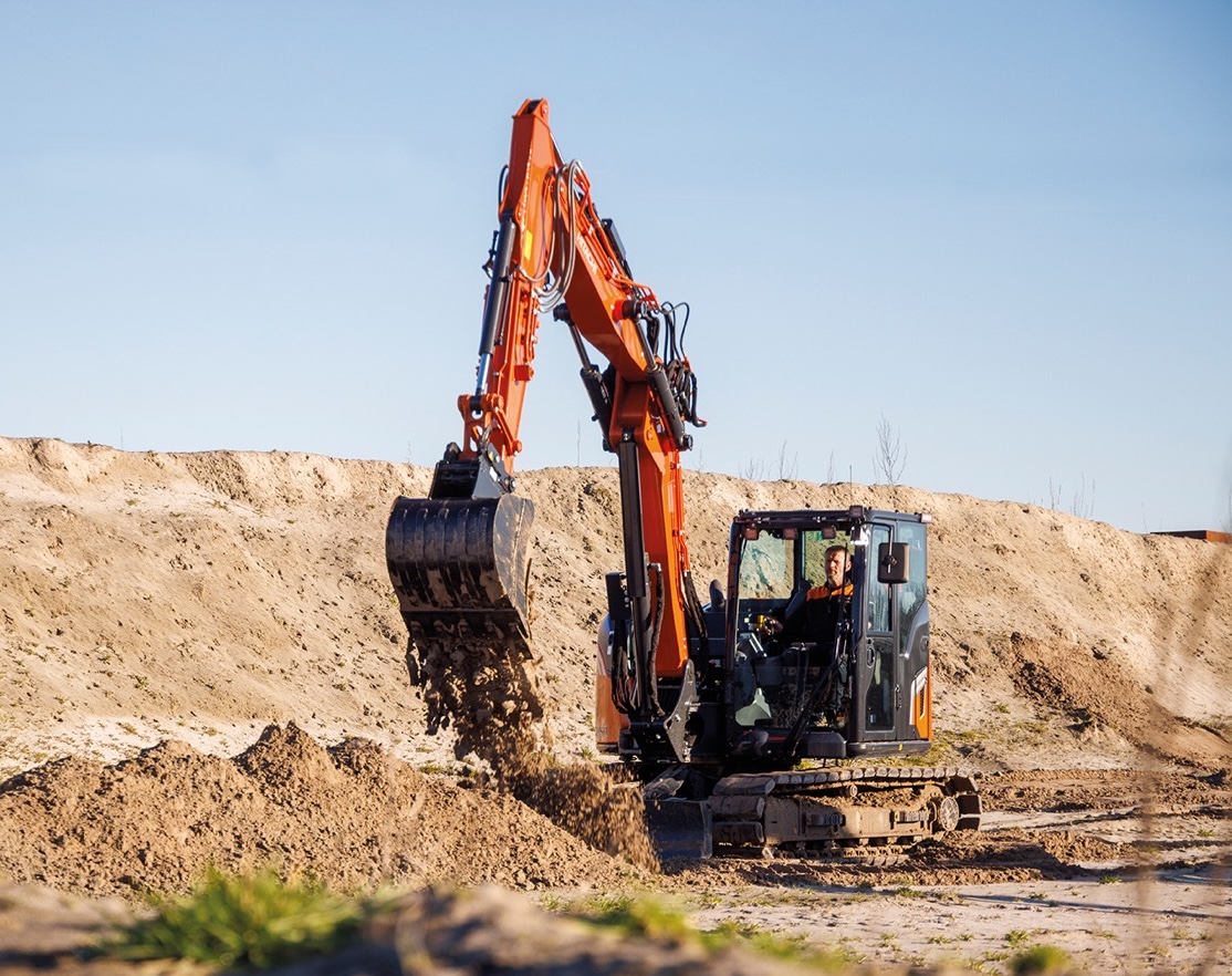 Midi escavatore Hitachi ZX95USB-7 / 2P - Franco Clò Macchine Movimento Terra