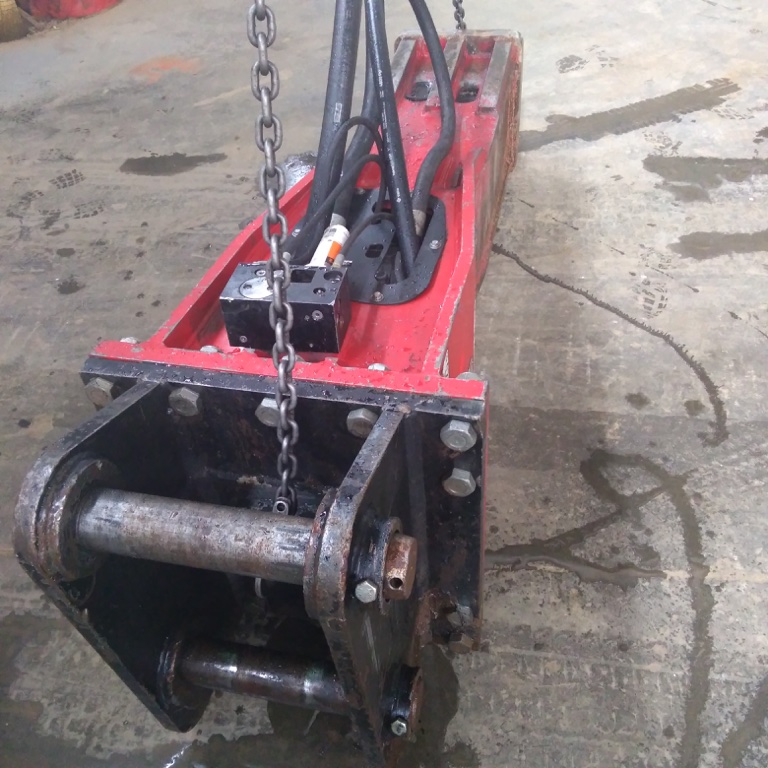 Martello demolitore idraulico Socomec MDO 1600 TS - Franco Clò Macchine Movimento Terra