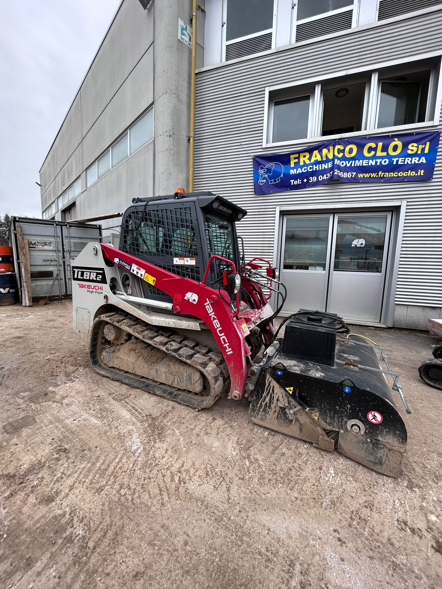 Pala compatta cingolata TAKEUCHI TL 8 R-2 - Franco Clò Macchine Movimento Terra