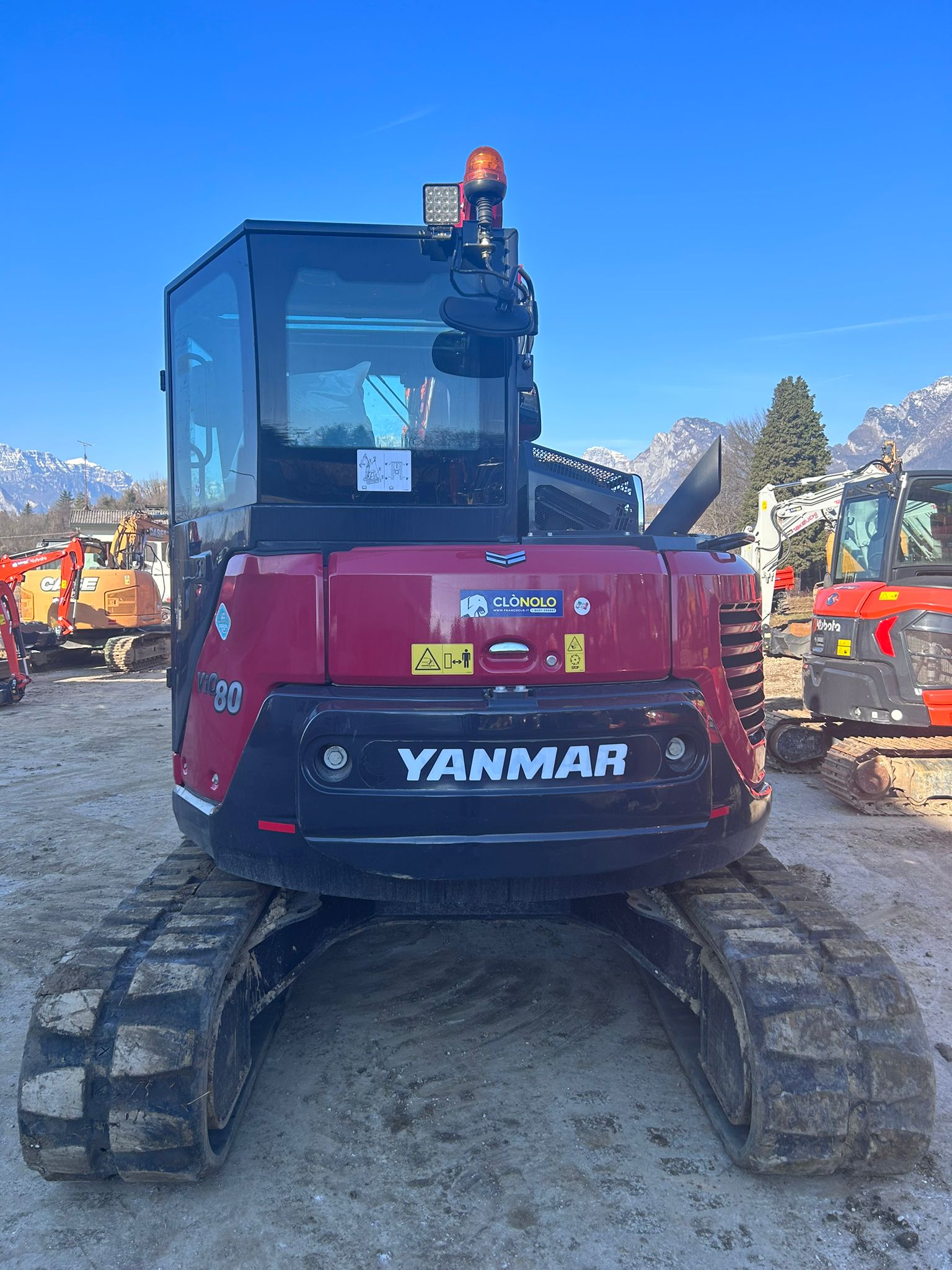 Midi escavatore YANMAR ViO 080-1A - Franco Clò Macchine Movimento Terra