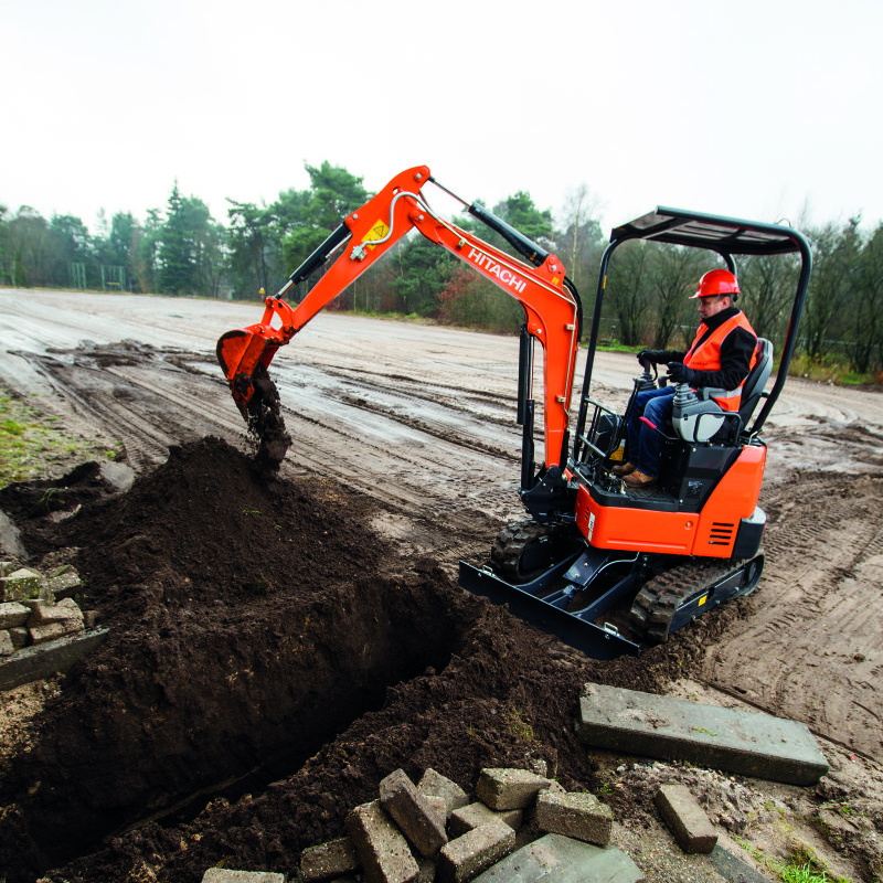 Mini escavatore Hitachi ZX17 U-6 - Franco Clò Macchine Movimento Terra