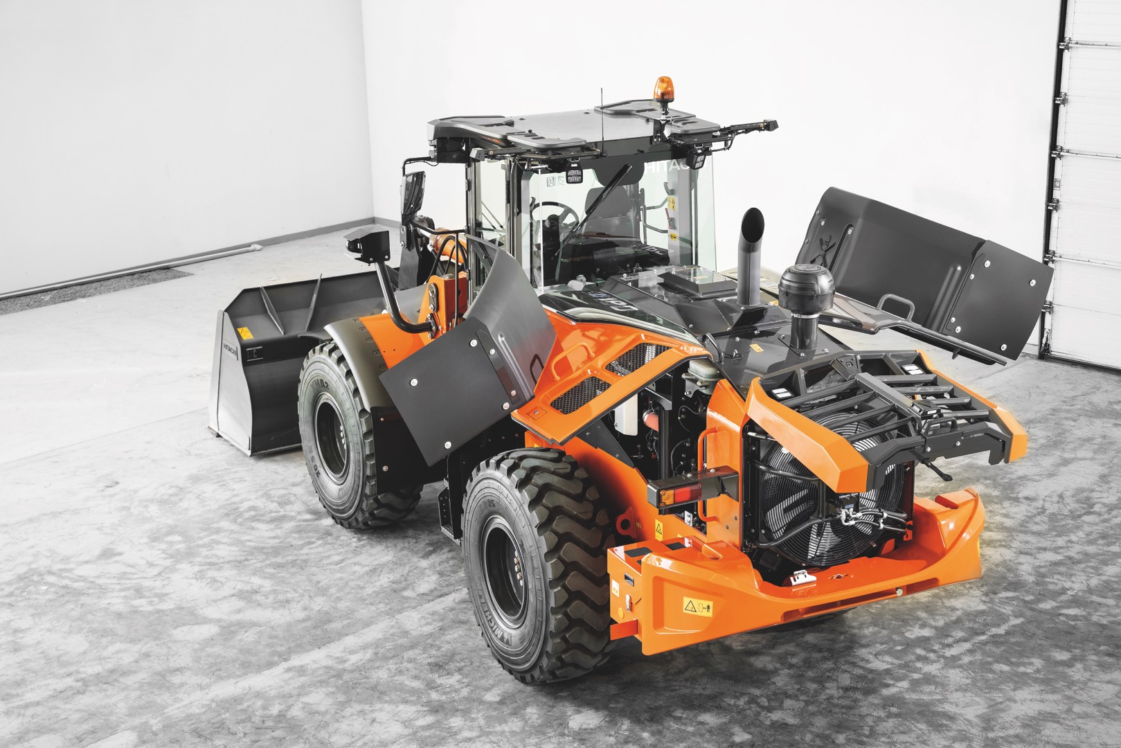 Pala gommata Hitachi ZW180-7 TPD - Franco Clò Macchine Movimento Terra