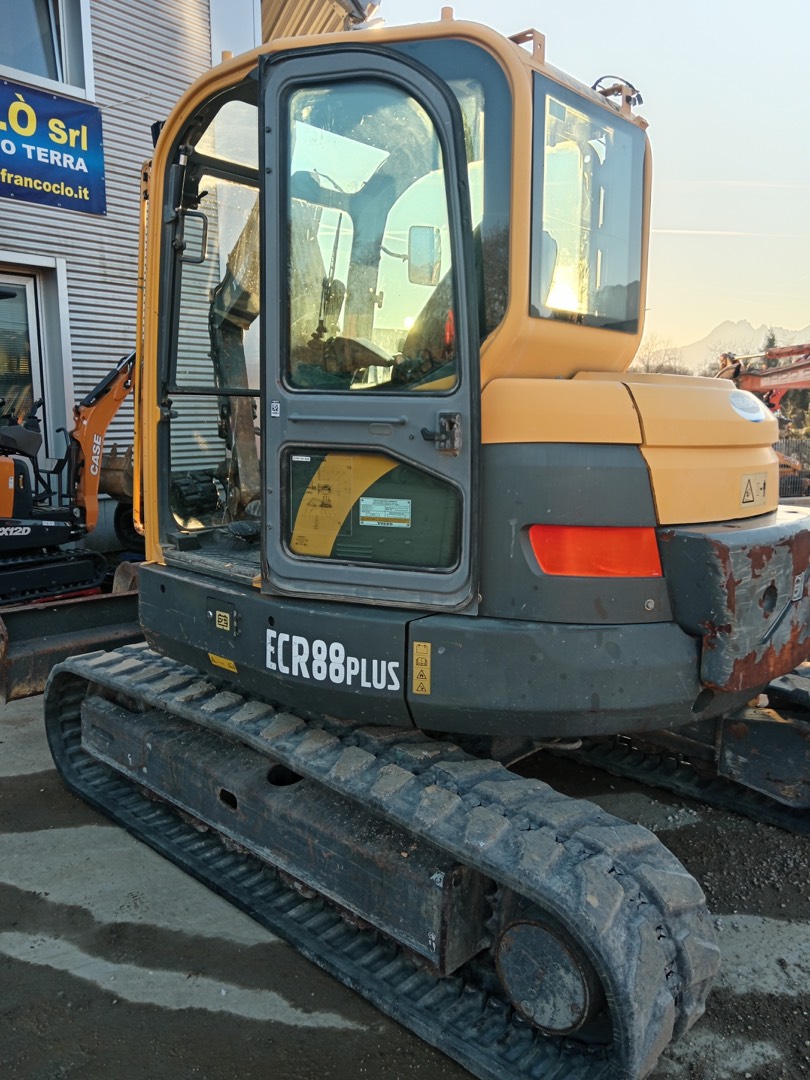 Midi escavatore VOLVO ECR88 PLUS - Franco Clò Macchine Movimento Terra