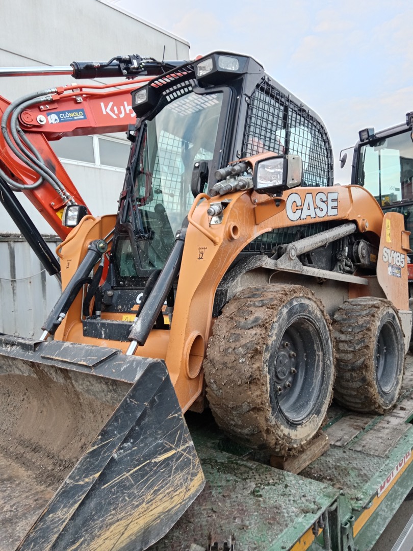 Pala compatta gommata CASE SV 185 - Franco Clò Macchine Movimento Terra