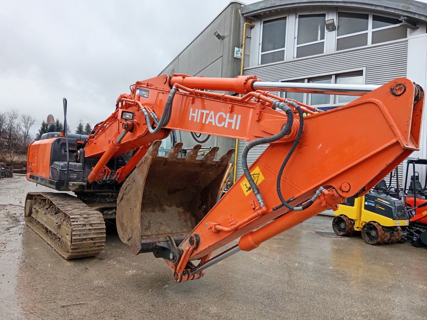 Escavatore cingolato HITACHI ZX240-5 2P - Franco Clò Macchine Movimento Terra