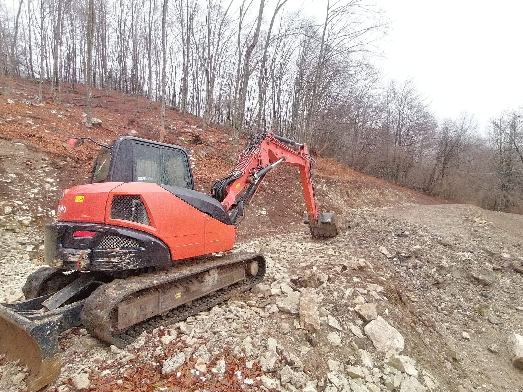 Midi escavatore KUBOTA KX080-4 2P GLAT - Franco Clò Macchine Movimento Terra