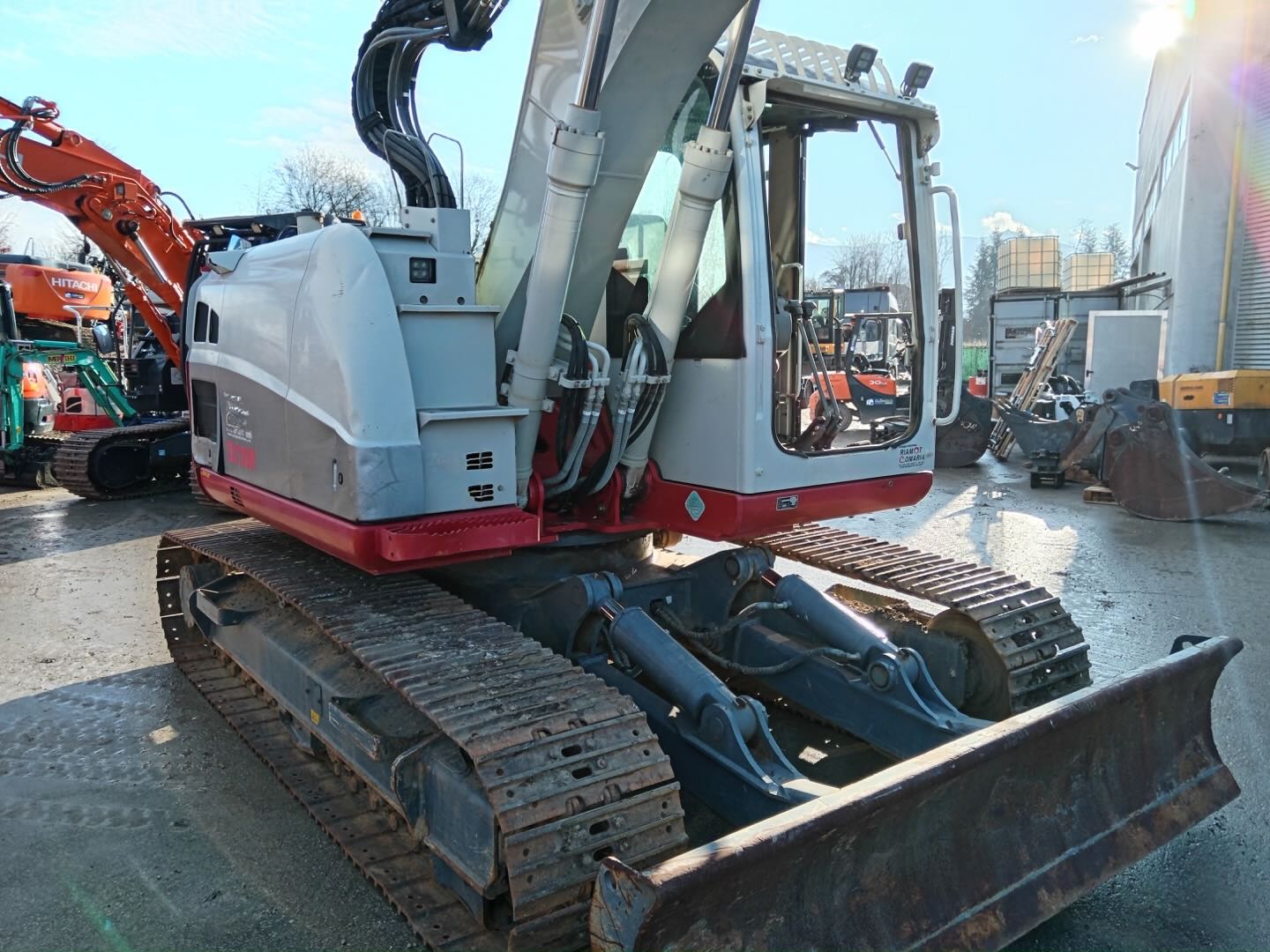 Escavatore cingolato TAKEUCHI TB 2150 R - Franco Clò Macchine Movimento Terra