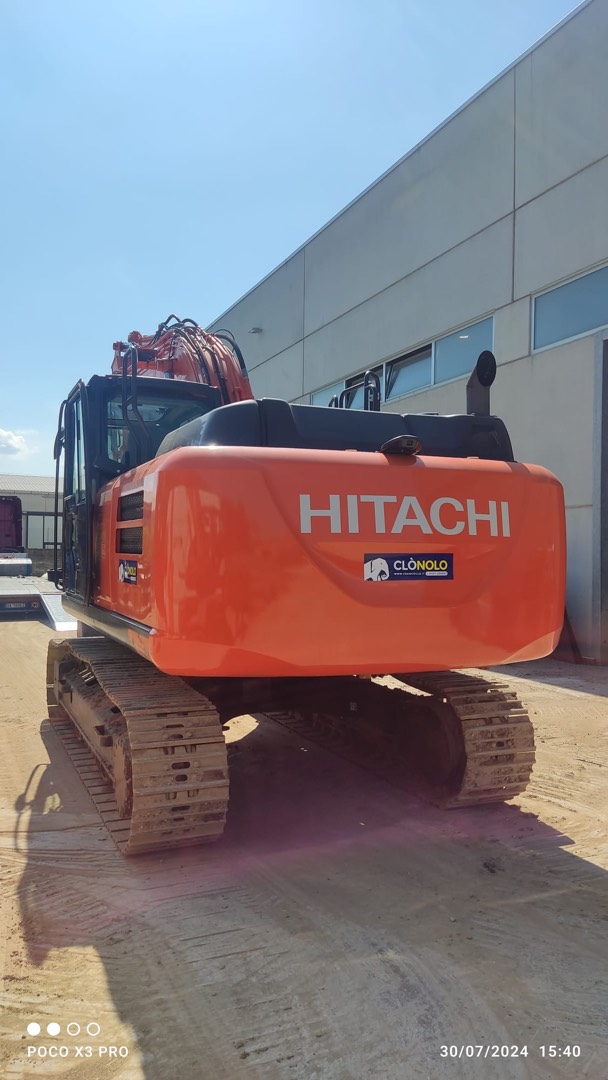 Escavatore cingolato HITACHI ZX 210LCN.6 - Franco Clò Macchine Movimento Terra