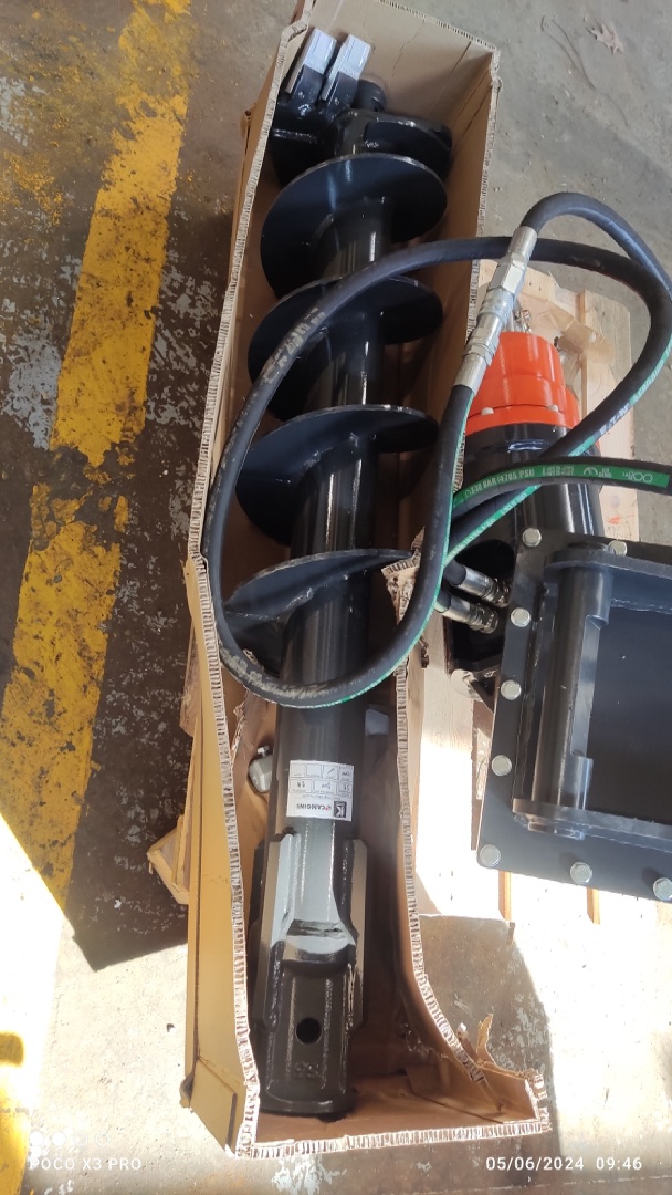 Trivella CANGINI ATC 550 C - Franco Clò Macchine Movimento Terra