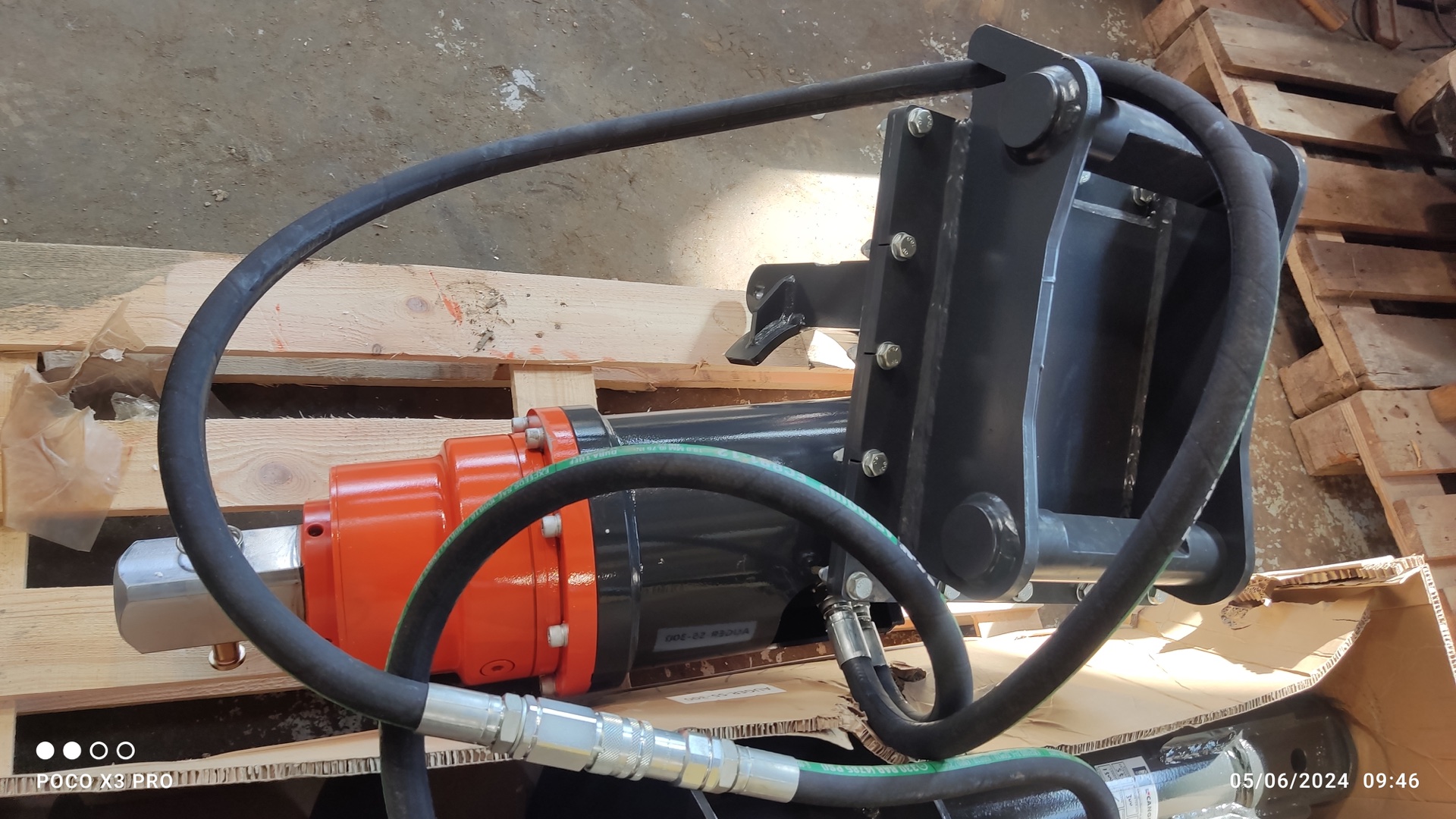 Trivella CANGINI ATC 550 C - Franco Clò Macchine Movimento Terra