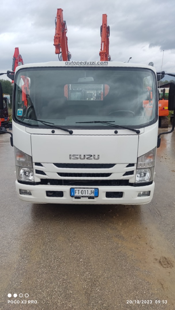 Autocarro ISUZU M21 - Franco Clò Macchine Movimento Terra
