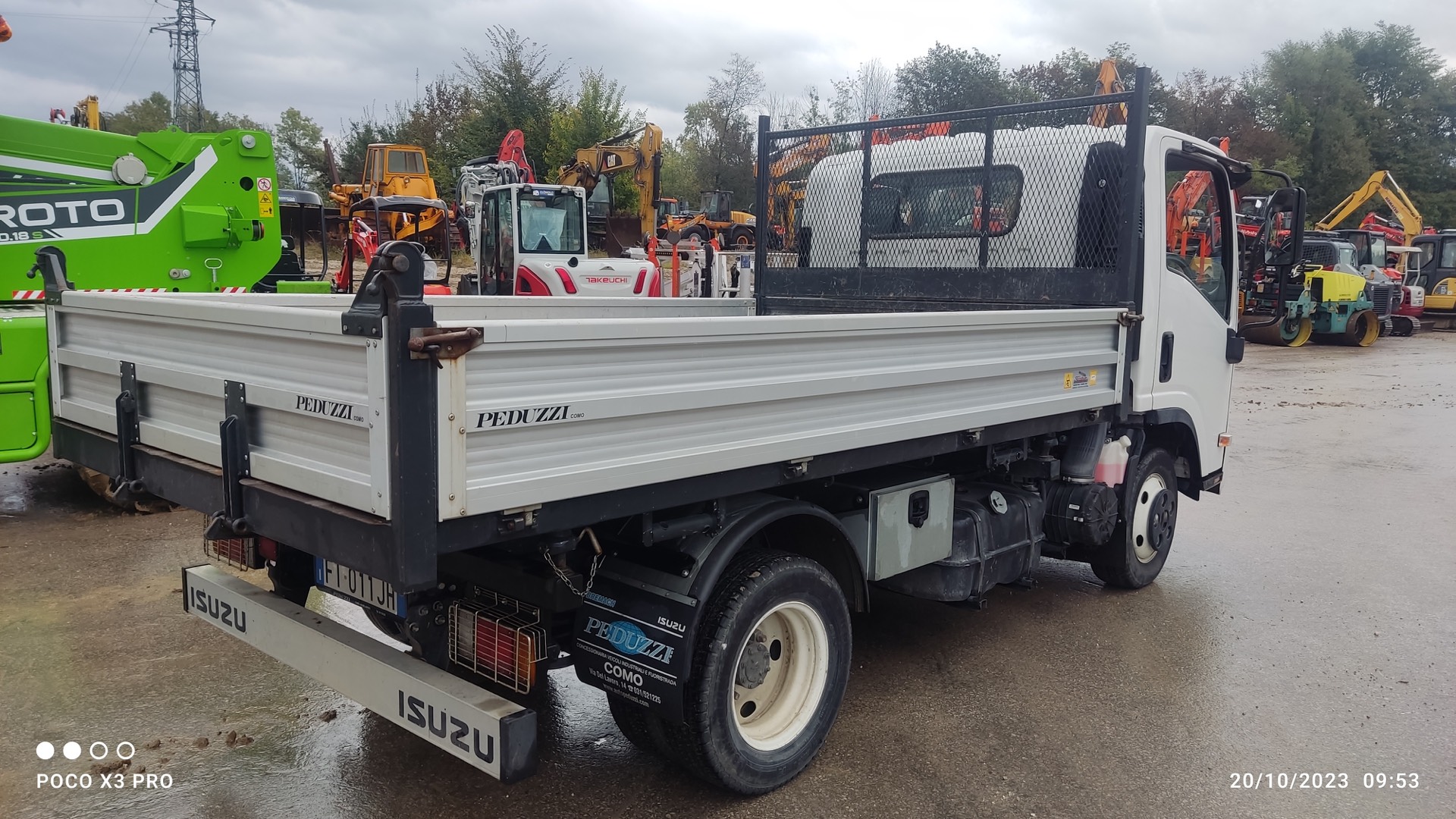 Autocarro ISUZU M21 - Franco Clò Macchine Movimento Terra