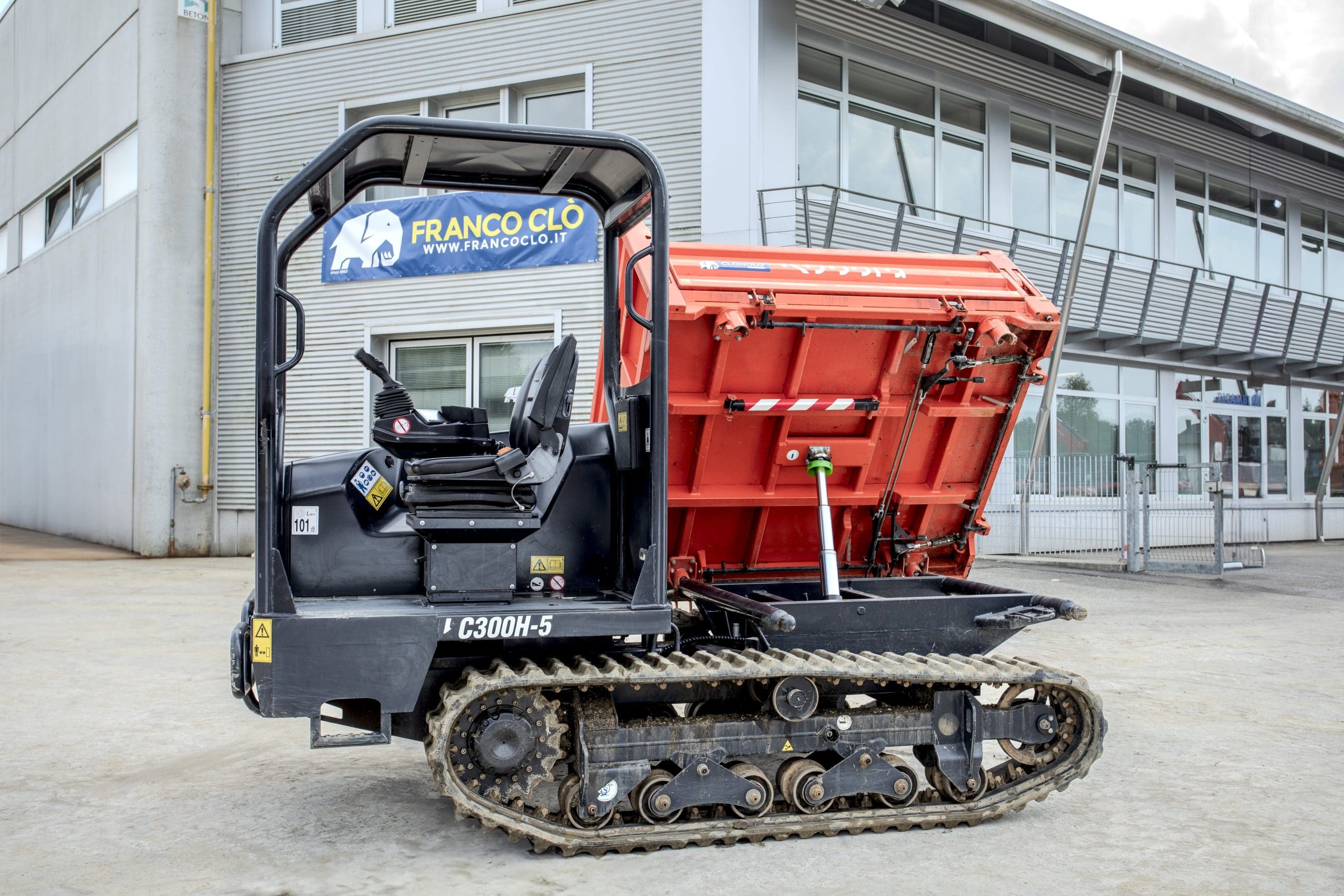 Dumper cingolato KUBOTA KC300HR-5 - Franco Clò Macchine Movimento Terra