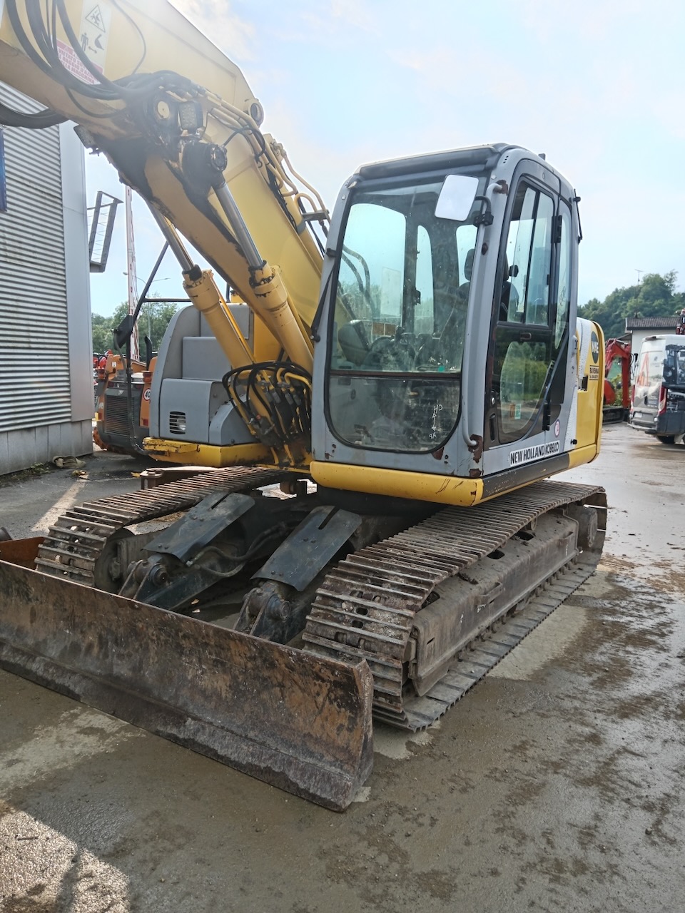 Escavatore Cingolato NEW HOLLAND E 145 2P - Franco Clò Macchine Movimento Terra