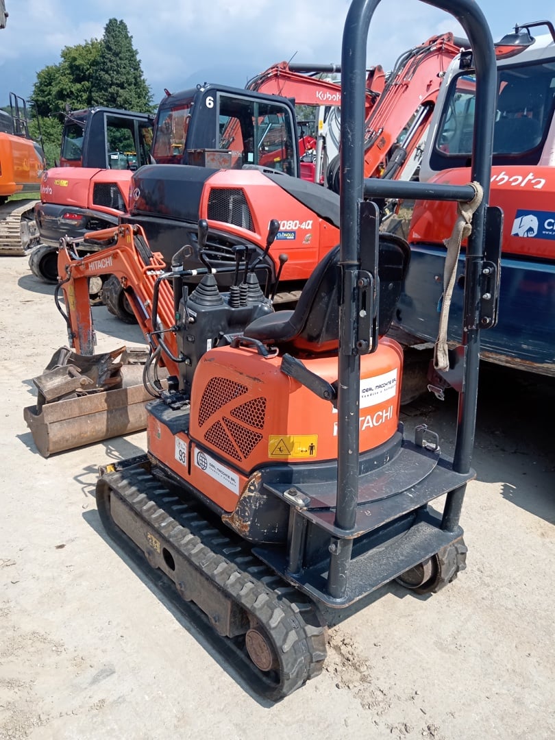 Mini escavatore HITACHI ZX 10 U-2 - Franco Clò Macchine Movimento Terra