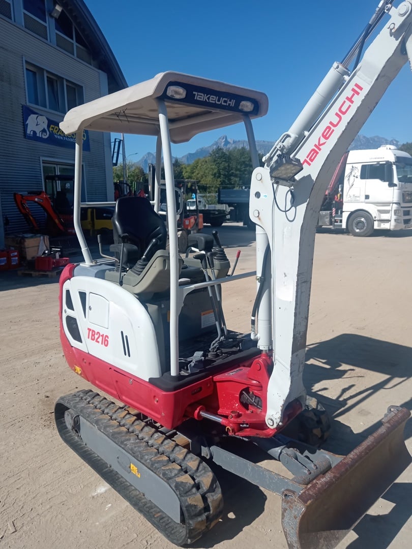 Mini escavatore TAKEUCHI TB216 Easy - Franco Clò Macchine Movimento Terra