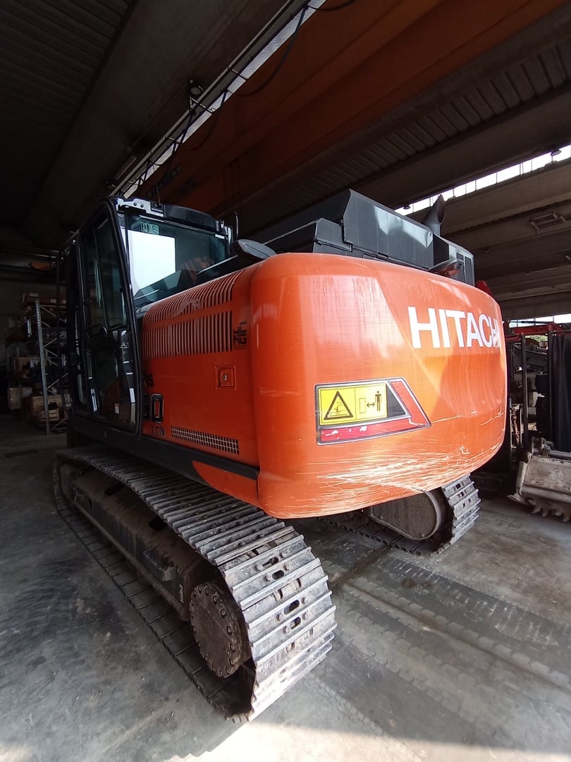 Escavatore cingolato HITACHI ZX 180LCN.7 Mono - Franco Clò Macchine Movimento Terra