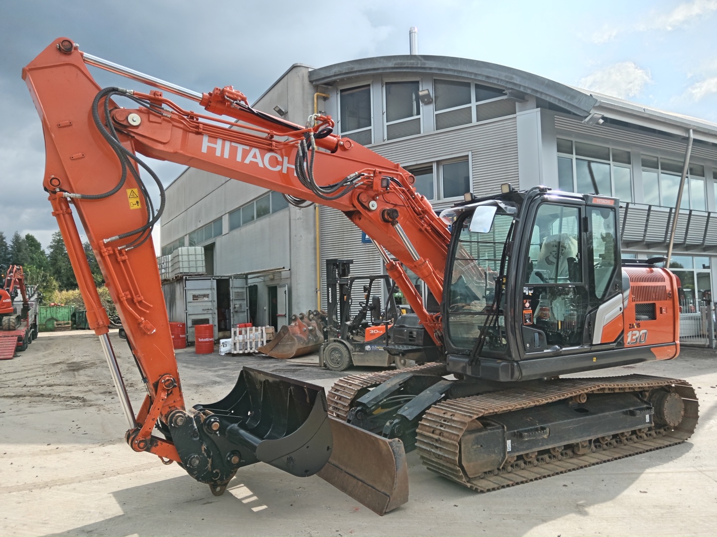 HITACHI ZX 130.7/2P escavatore cingolato - Franco Clò Macchine Movimento Terra